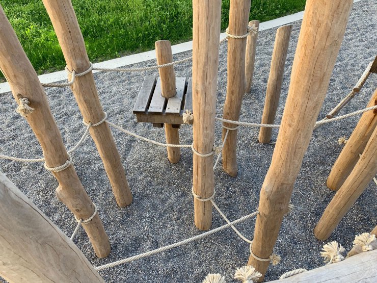 dreiseitige pyramide